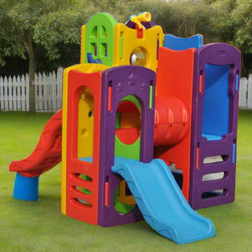 CHILDREN SLIDE & PLAY HOUSE L-133" W-82" H-71"
